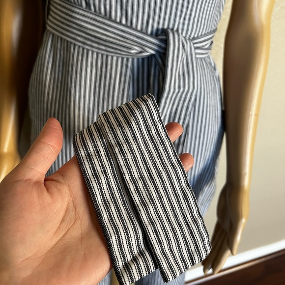 BCBGeneration Jumpsuit In Grey Size 4 - Picture 14 of 15